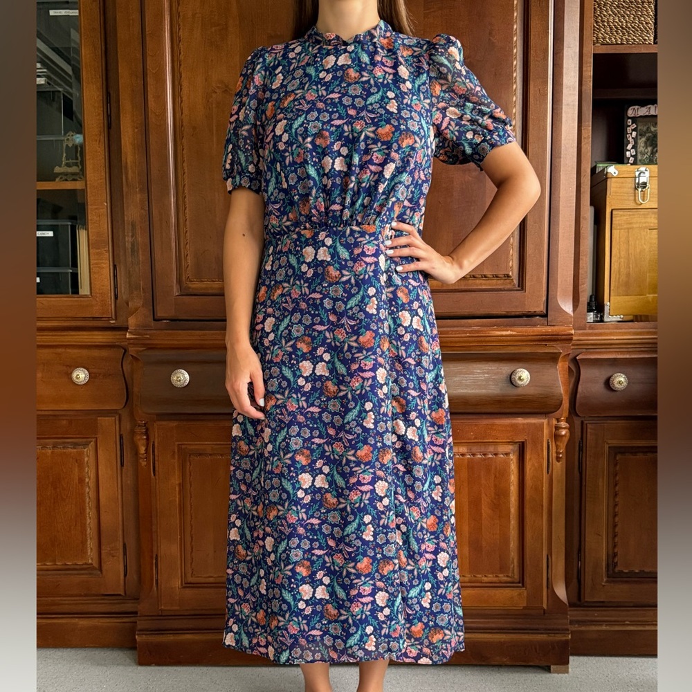Julia Jordan Blue and Pink Floral Midi Dress